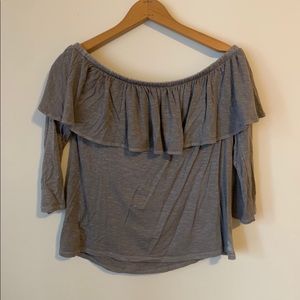 off the shoulder grey shirt🤍